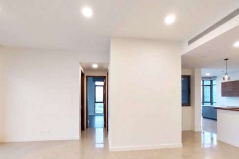 1 9 488x326 - Spacious 3-Bedroom Apartment with Loggia at The Nassim