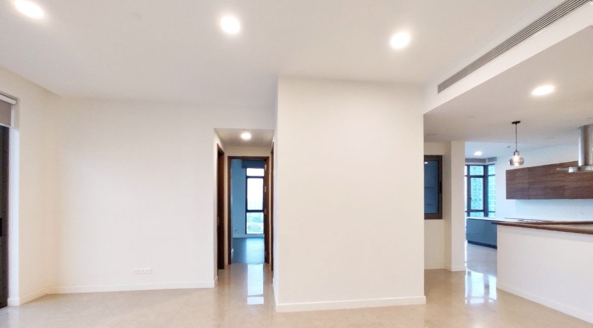 Spacious 3-Bedroom Apartment with Loggia at The Nassim