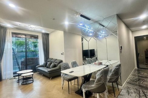1 10 488x326 - Spacious 2BR LUMIÈRE Riverside Apartment with Modern Furnishings, Breathtaking Garden View, Corner Unit
