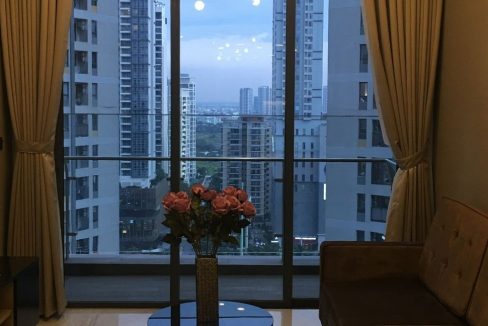 1 8 488x326 - Sleek and Serene: 1BR Fully Furnished Haven at Q2 Thao Dien