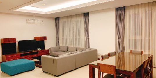 Căn hộ 3BR rộng rãi có tầm nhìn tuyệt đẹp ra sông tại Xi Riverview Palace